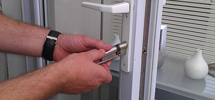 Commercial Door Lock Repair in Holtville